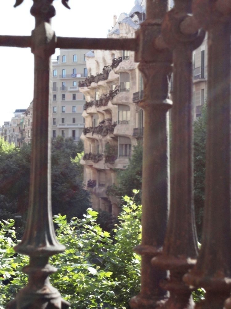 Claris Apartments Barcelona Exterior photo